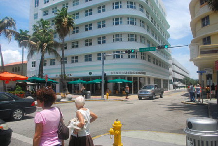 Les rues commencent à s'agiter à Miami