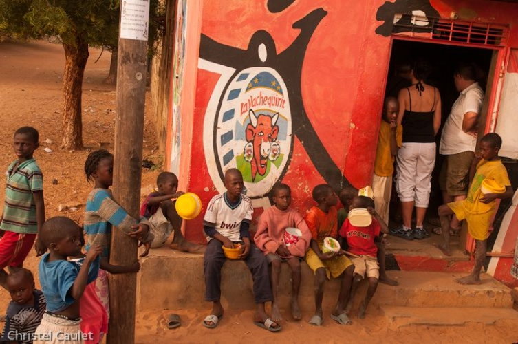 Un voyage en Afrique : des enfants dans la rue