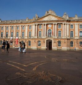 L'une des plus belles places de Toulouse