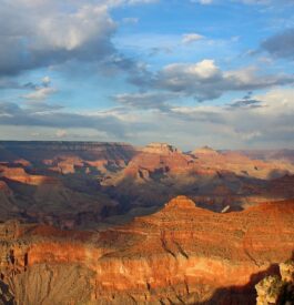 Dans le vertigineux Grand Canyon