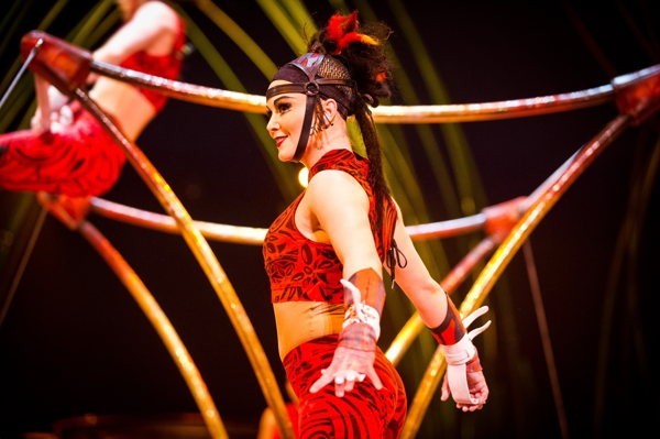 Spectacle magique du Cirque du Soleil à Portaventura