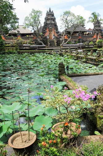 Découvrir un temple à Ubud pour un voyage Bali