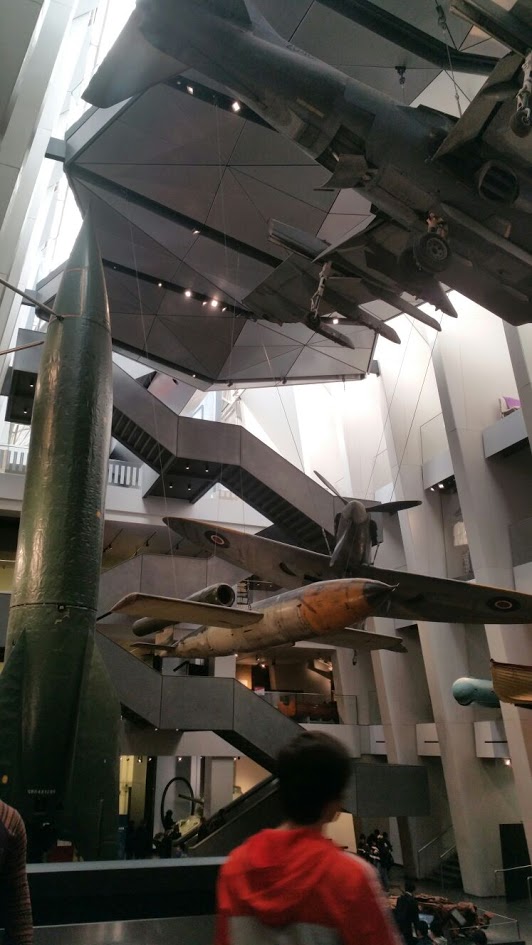 Galerie permanente au rez-de-chaussée de l'Imperial War Museum de Londres