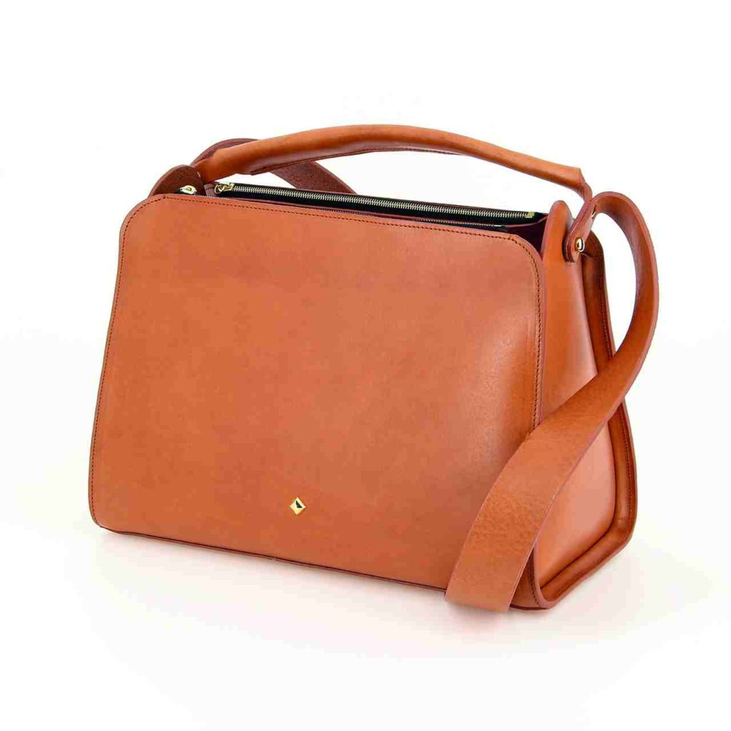 Le Tess d'Herbert Frère & Soeur fourre-tout cuir Herbert Frère et Sœur Le Tess camel sac plage été