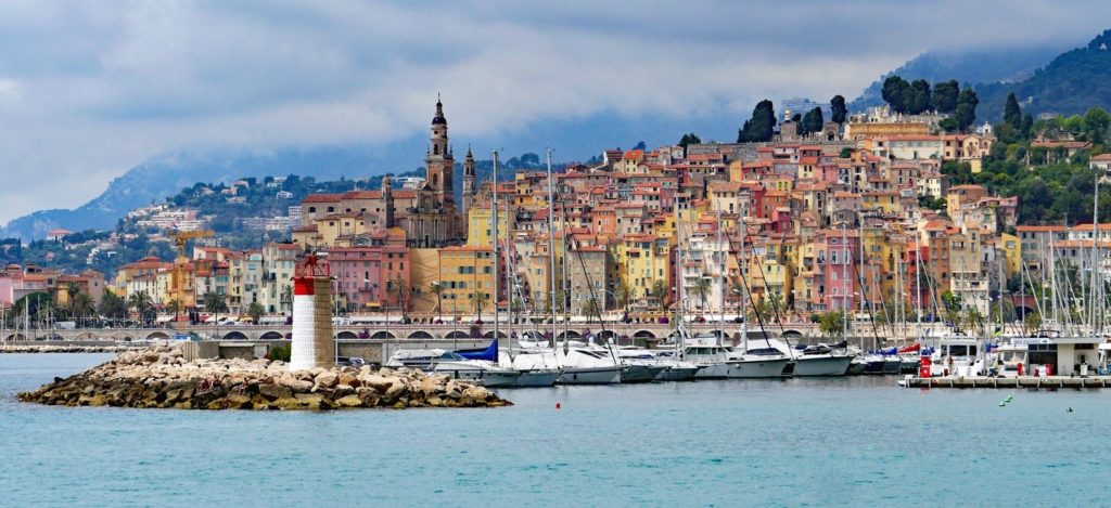 Vacances sur la Côte d'Azur Source: photo de hpgruesen de pixabay