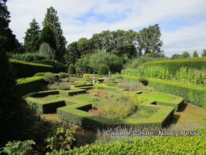 Le jardin botanique du Cawdor Castle en Écosse
