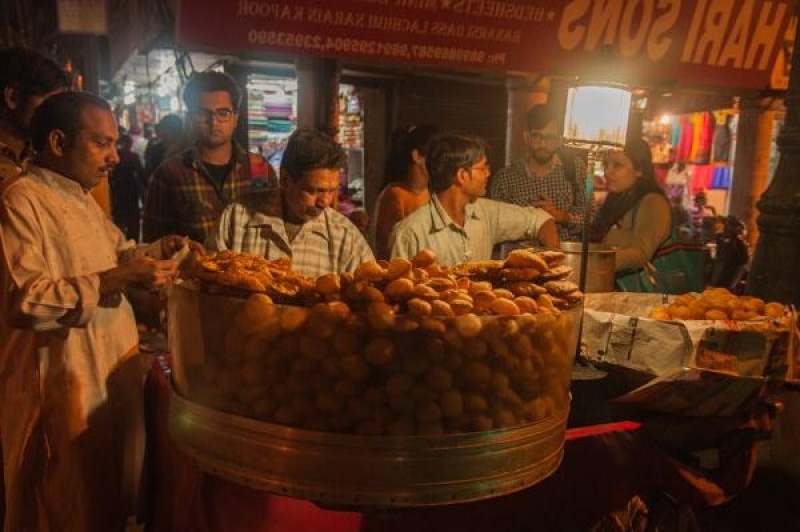 Dans Old Delhi en Inde, street-food