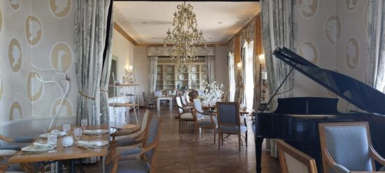 CHATEAU BOHEME ROMANTIQUE