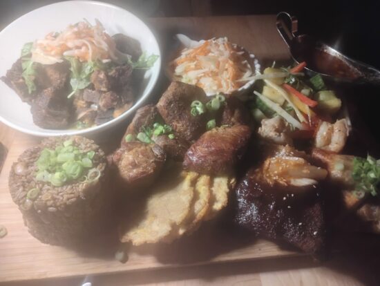 cuisine créole copieuse et délicieusement dosée