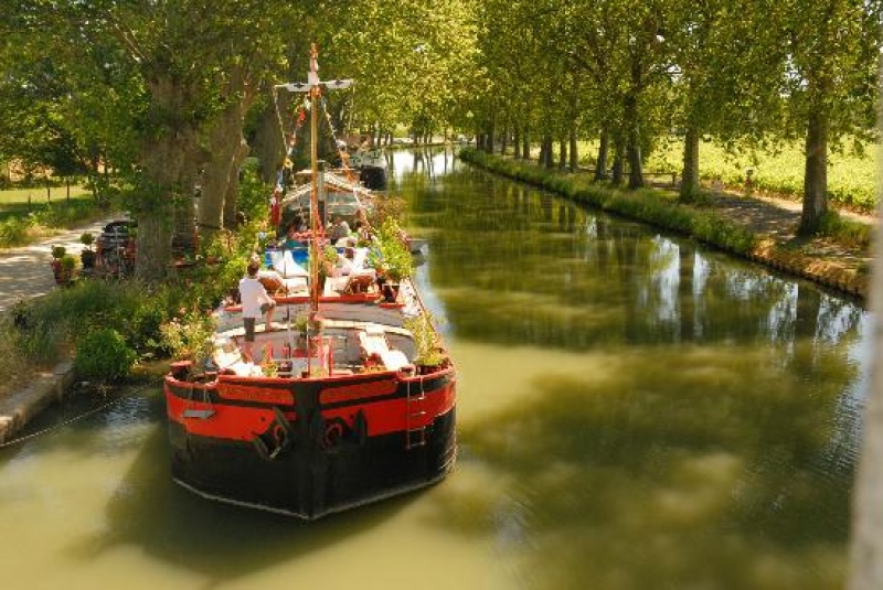 Voguer sur le Canal du Midi