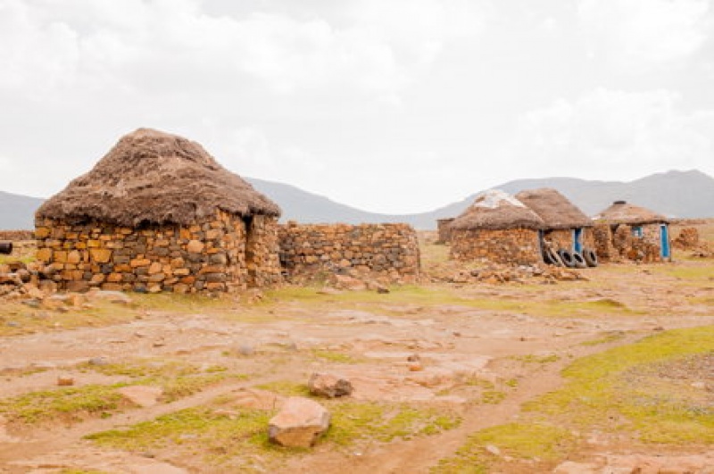 Un village traditionnel au Sani Pass au Lesotho